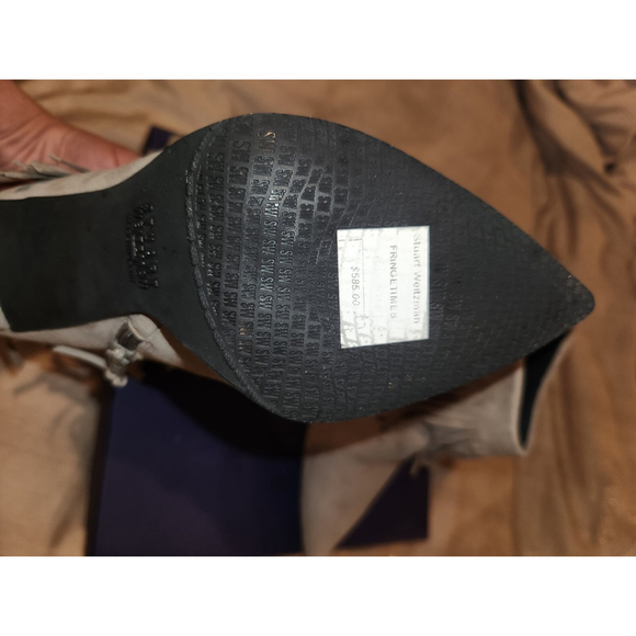 Stuart Weitzmen FringeTimes Booties - New With Box - Picture 5 of 12